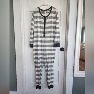 Wondershop Gray and White Pajama Onesie